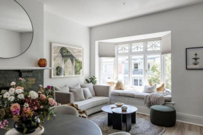 Large Apartment in Launceston- Timeless Luxury